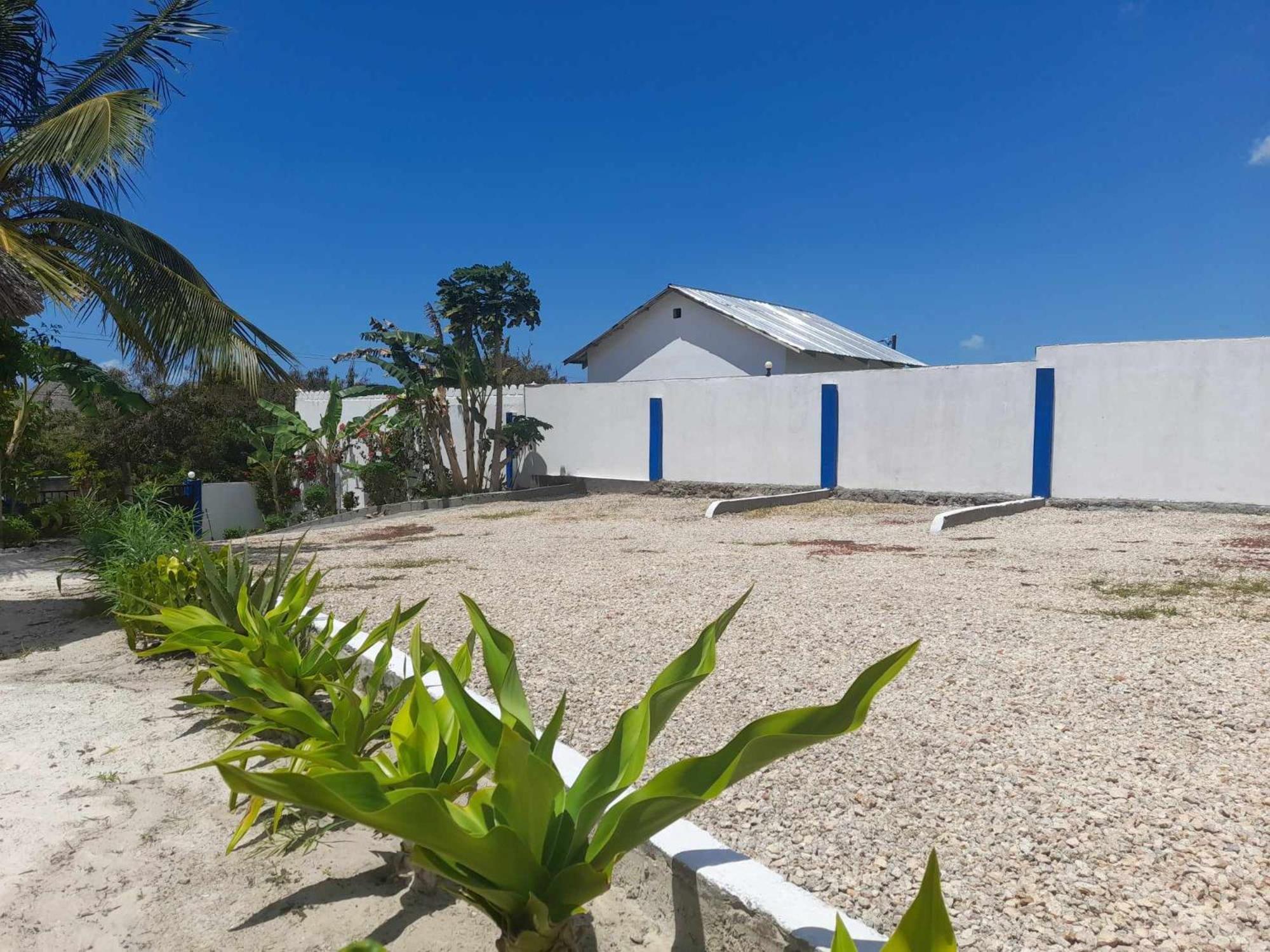 Africa Dream Bungalow Kiwengwa Hotel Кивенга Екстериор снимка