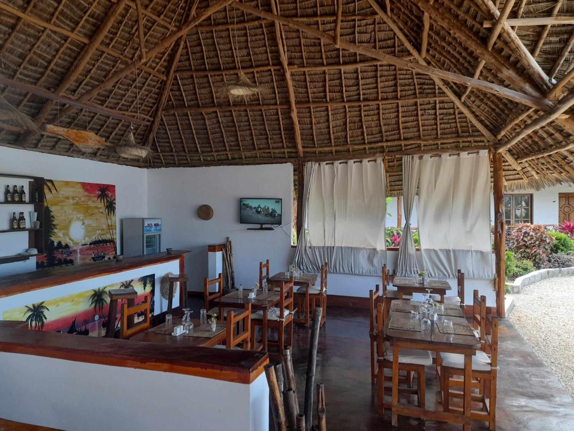 Africa Dream Bungalow Kiwengwa Hotel Кивенга Екстериор снимка