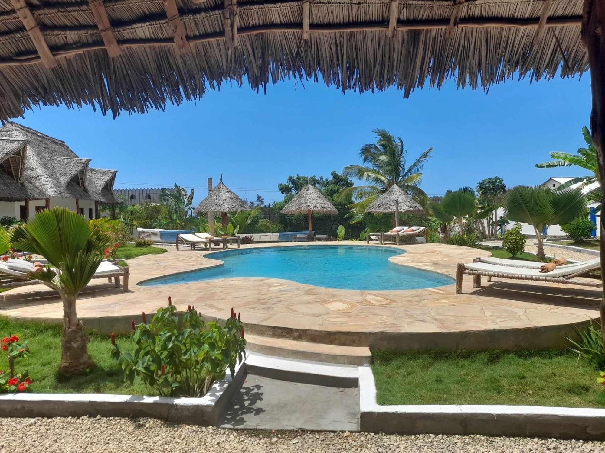 Africa Dream Bungalow Kiwengwa Hotel Кивенга Екстериор снимка