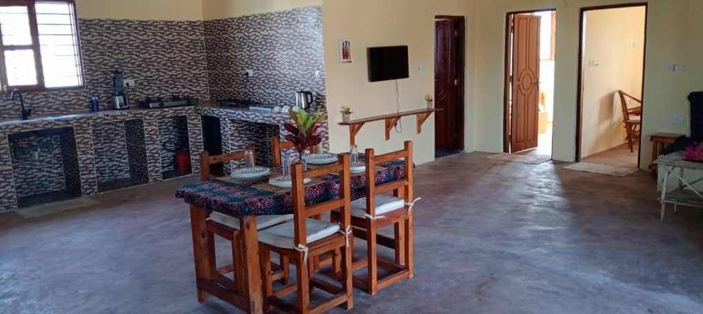 Africa Dream Bungalow Kiwengwa Hotel Кивенга Екстериор снимка