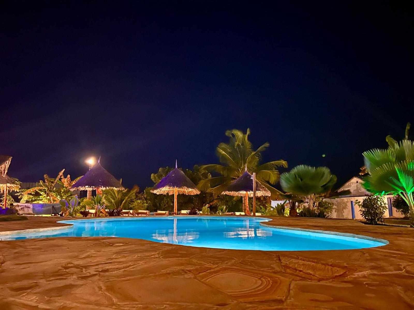 Africa Dream Bungalow Kiwengwa Hotel Кивенга Екстериор снимка