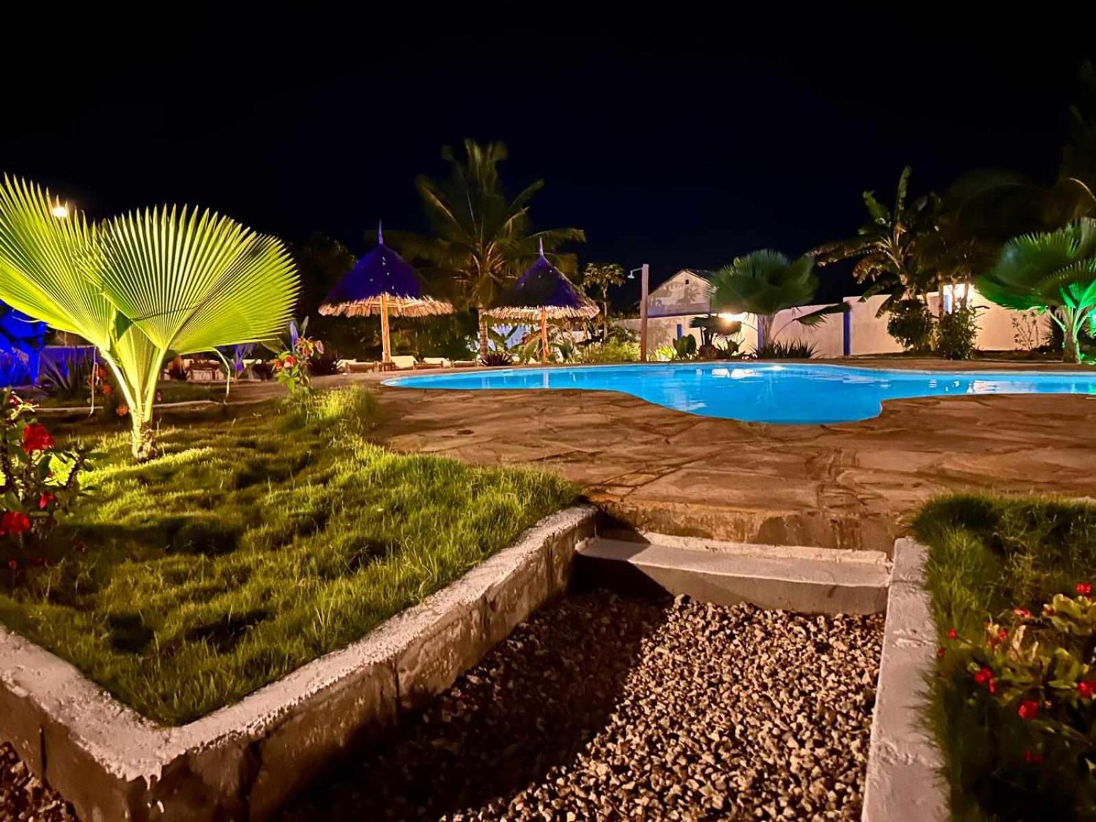 Africa Dream Bungalow Kiwengwa Hotel Кивенга Екстериор снимка