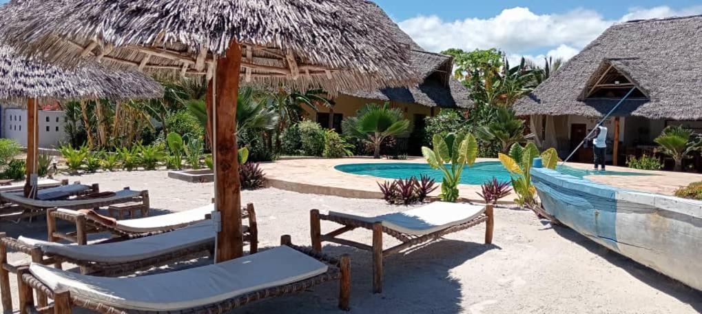Africa Dream Bungalow Kiwengwa Hotel Кивенга Екстериор снимка