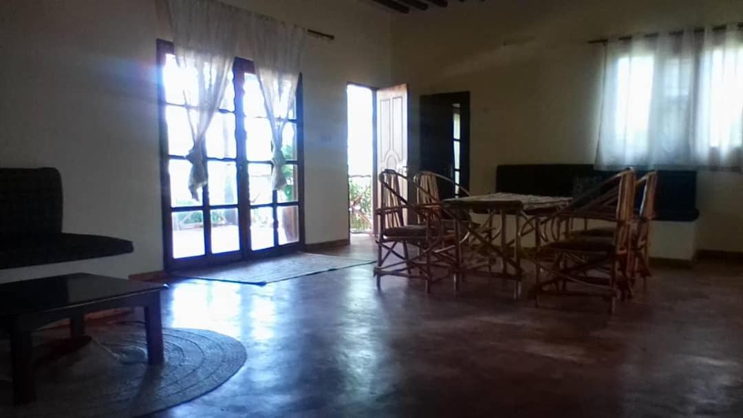 Africa Dream Bungalow Kiwengwa Hotel Кивенга Екстериор снимка